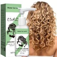 Crème coiffante pour cheveux bouclés, formule hydratante et lissante, améliore l'élasticité et la brillance des cheveux bouclés, facile à coiffer
